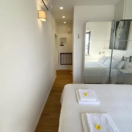 Ad Uso Turistico - The N.2 Apartment Anguillara Sabazia